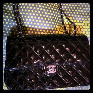 BLACK QUILTED PATENT LEATHER PURSE